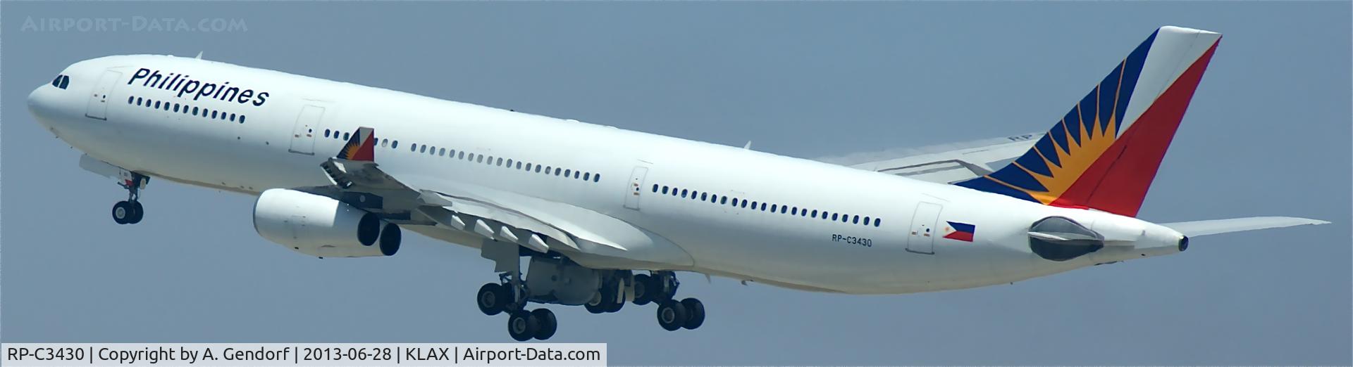 RP-C3430, 1997 Airbus A340-313X C/N 173, Philippine Airlines, is climbing out Los Angeles Int´l(KLAX), bound for Manila(RPLL)