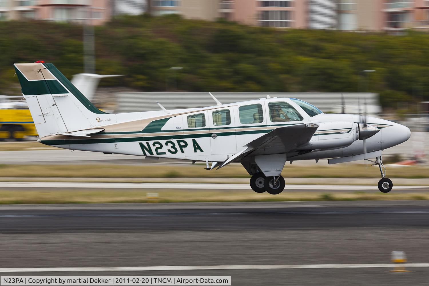 N23PA, 1974 Beech 58 Baron C/N TH-503, landing sxm