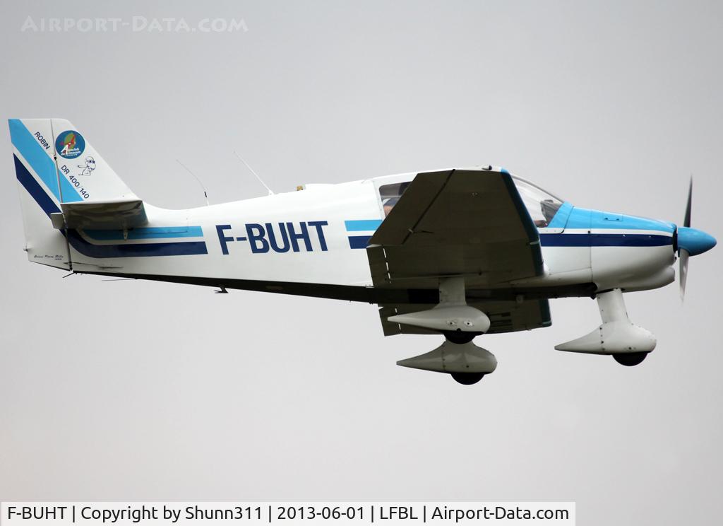 F-BUHT, Robin DR-400-140B Major C/N 808, On landing...