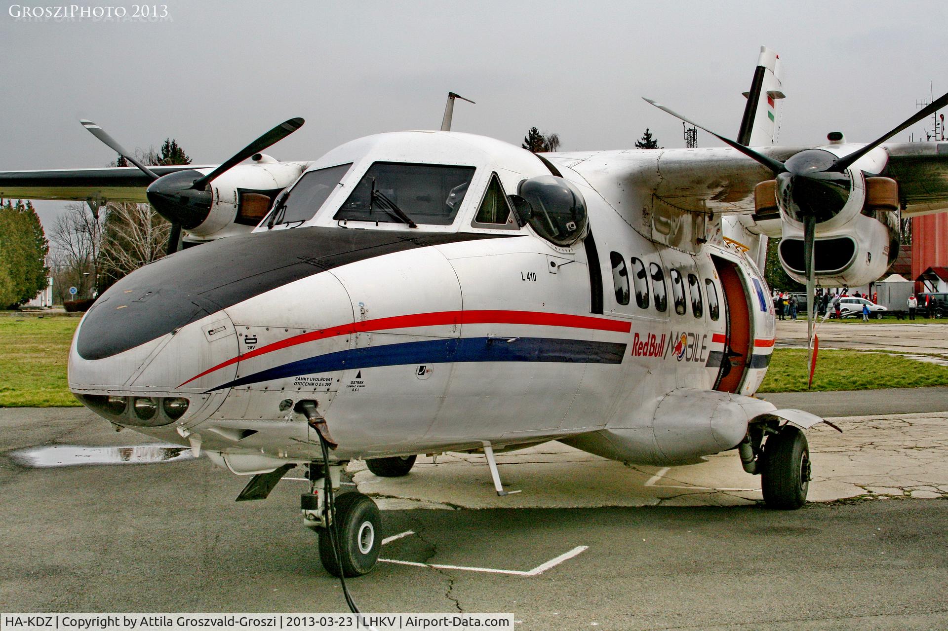 HA-KDZ, 1982 Let L-410UVP-T Turbolet C/N 820929, Kaposujlak Airport - Hungary