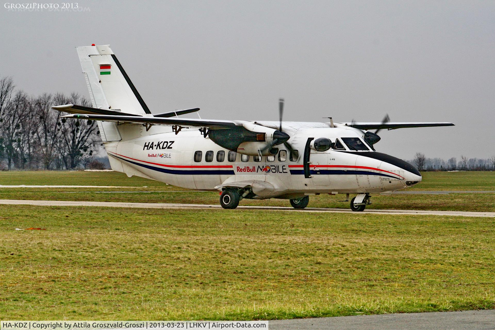 HA-KDZ, 1982 Let L-410UVP-T Turbolet C/N 820929, Kaposujlak Airport - Hungary