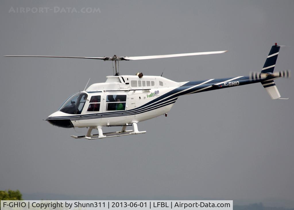 F-GHIO, Bell 206B JetRanger III C/N 2895, Taking off for a new flight...