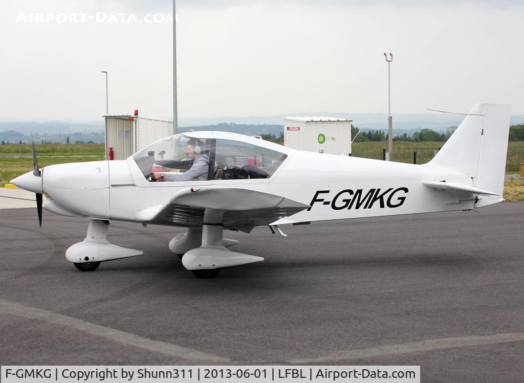 F-GMKG, 1993 Robin HR-200-120B C/N 259, Ready for a new light flight...