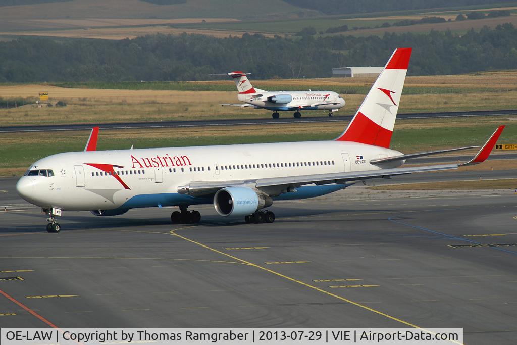 OE-LAW, 1992 Boeing 767-3Z9/ER C/N 26417, Austrian Airlines Boeing 767-300
