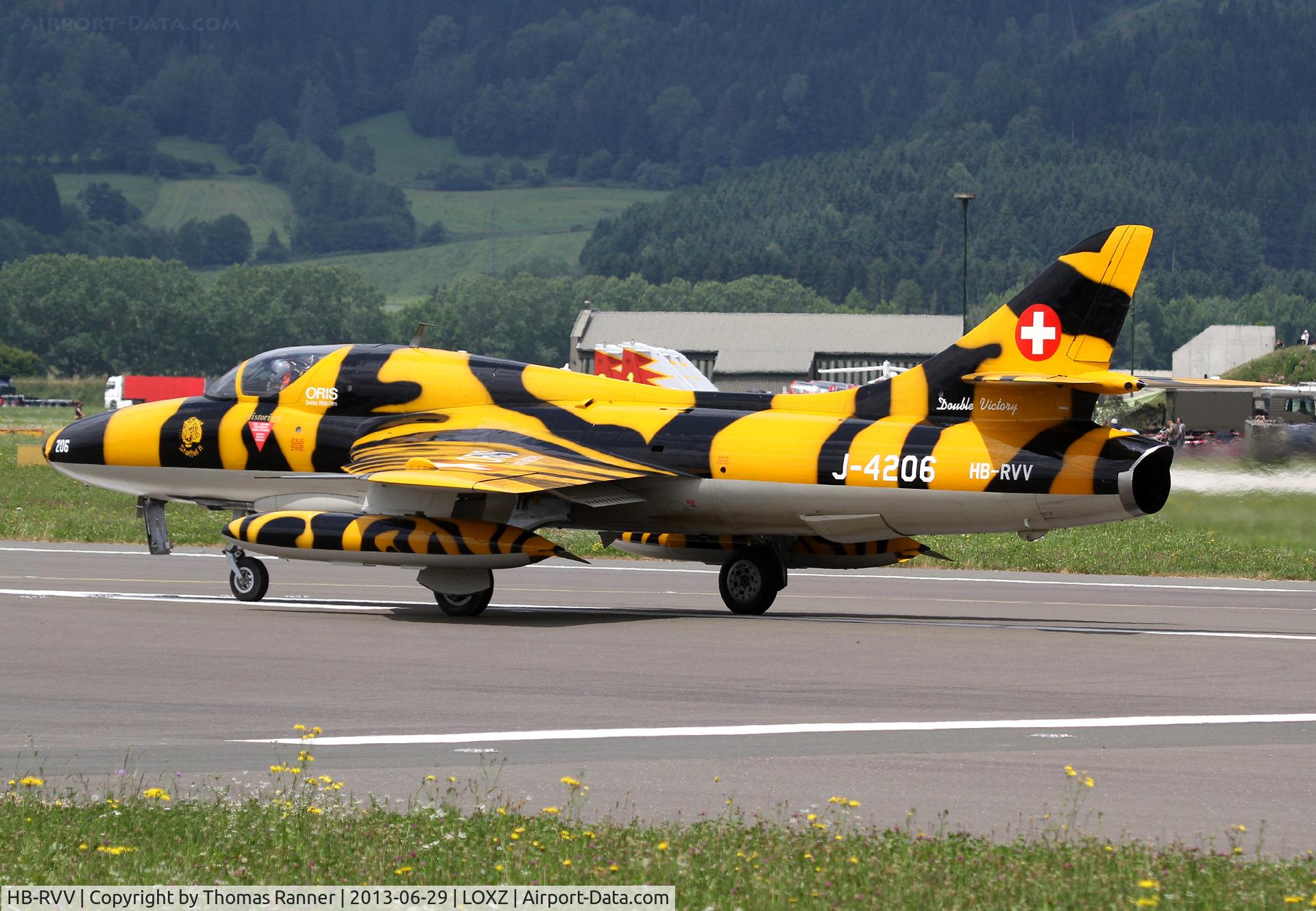 HB-RVV, 1968 Hawker Hunter T.68 C/N 41H-670841, Hawker Hunter