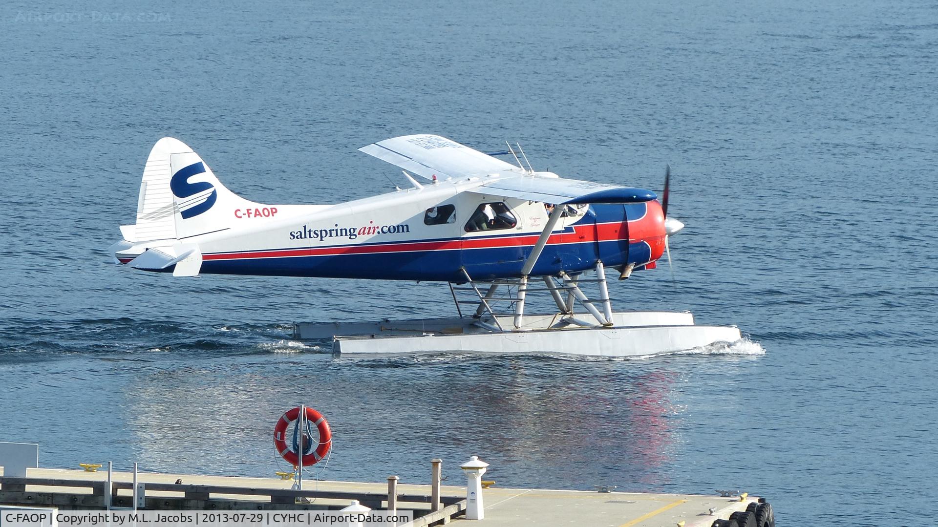 C-FAOP, 1958 De Havilland Canada DHC-2 Beaver Mk.1 C/N 1249, Saltspring Air Beaver departing from terminal in Coal Harbour and taxiing to takeoff position.