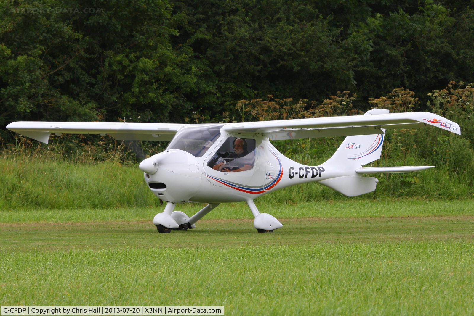 G-CFDP, 2008 Flight Design CTSW C/N 8367, at the Stoke Golding stakeout 2013