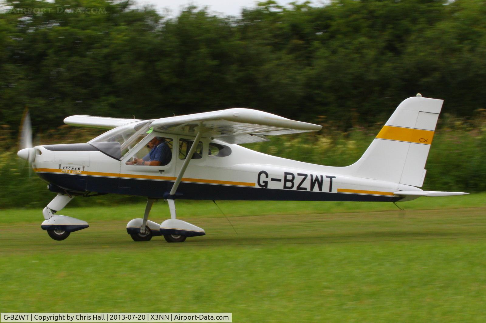 G-BZWT, 2001 Tecnam P-92EA Echo C/N PFA 318-13681, at the Stoke Golding stakeout 2013