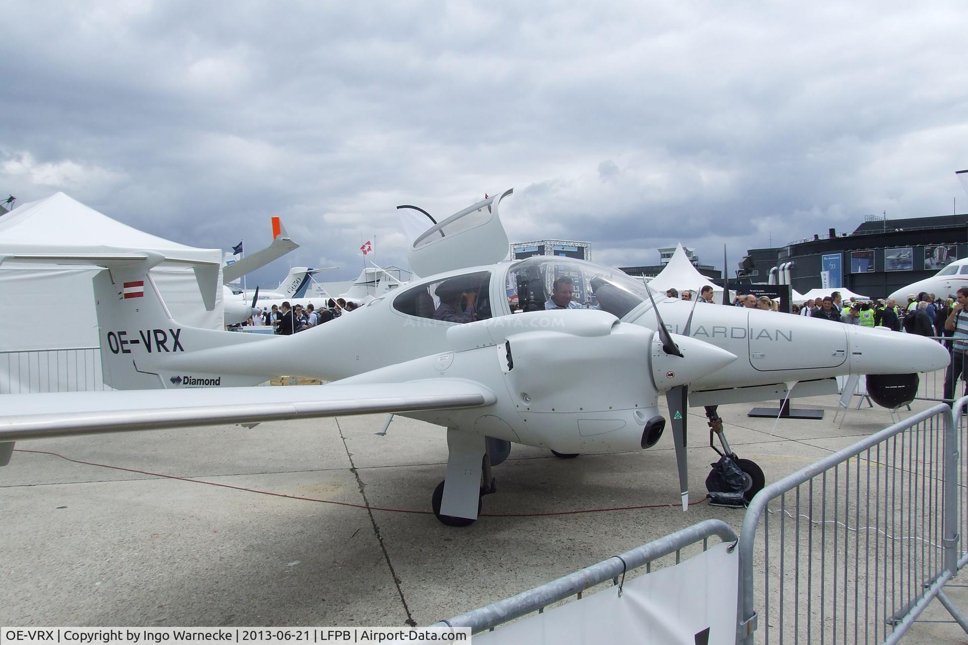 OE-VRX, Diamond DA-42 Twin Star C/N 42.M013, Diamond DA-42 M-NG Twin Star Guardian at the Aerosalon 2013, Paris