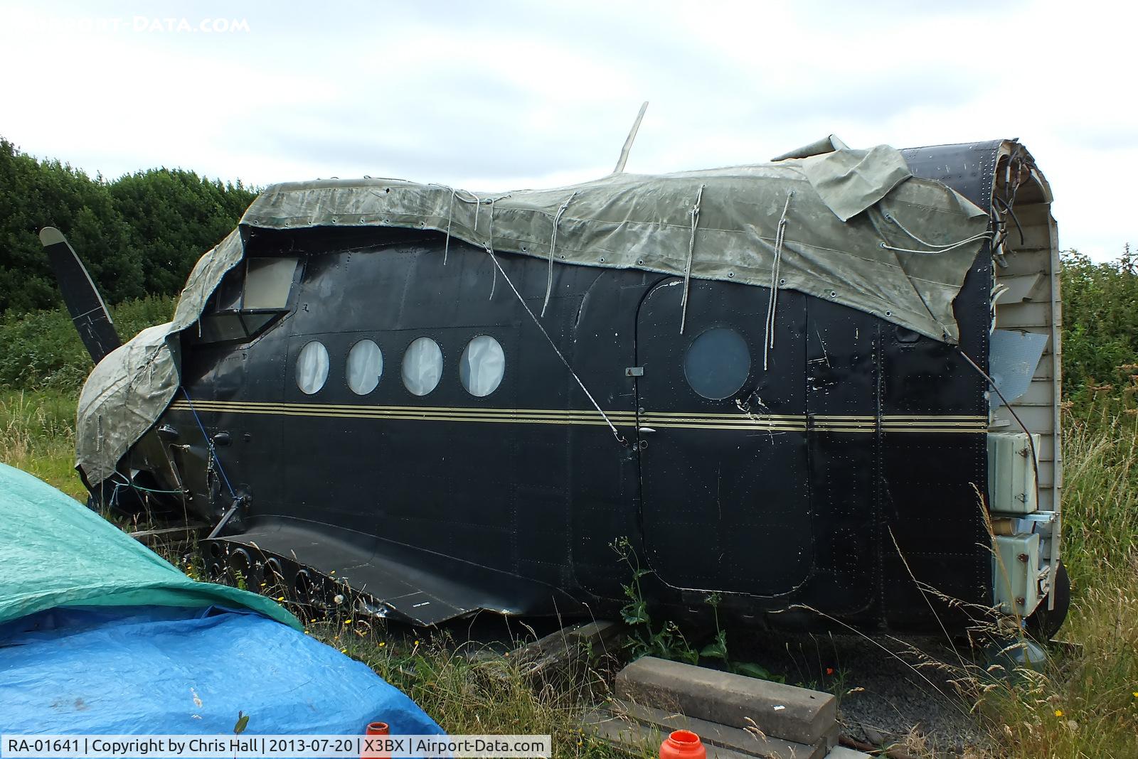 RA-01641, Antonov An-2 C/N 1G190-47, at Charity Farm, Baxterley