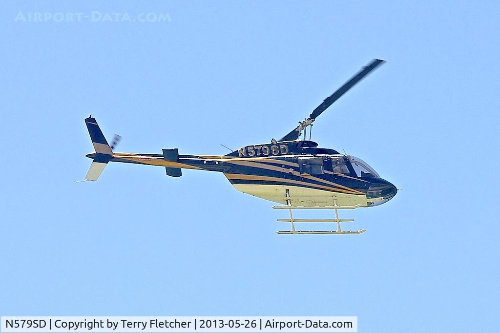N579SD, 1980 Bell 206B C/N 3193, Down the shoreline at Venice Beach CA