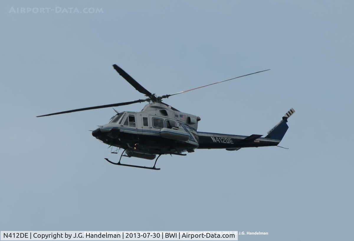 N412DE, 1992 Bell 412 C/N 36033, Over BWI.