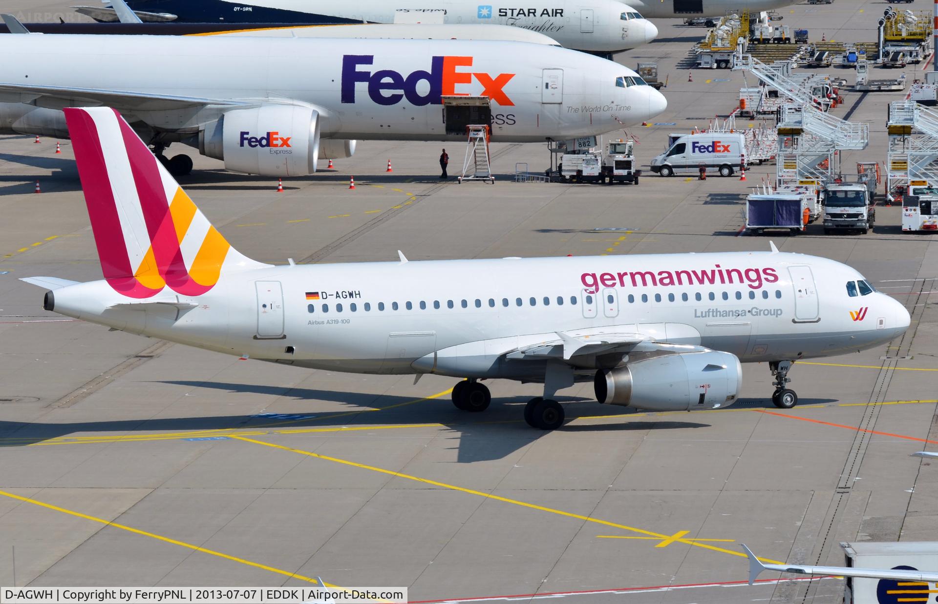 D-AGWH, 2007 Airbus A319-132 C/N 3352, Germanwings A319 taxying to its gate