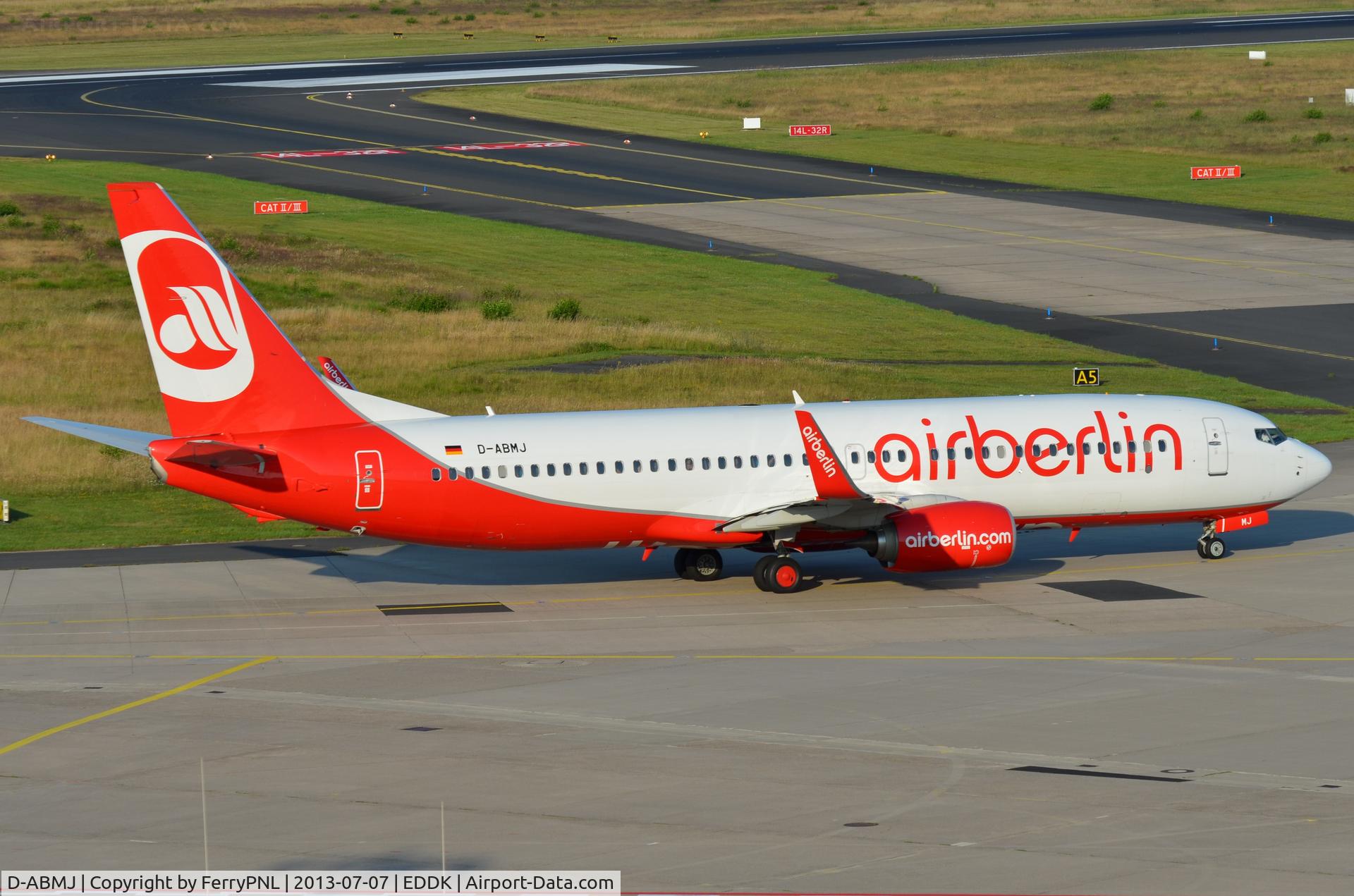 D-ABMJ, 2012 Boeing 737-86J C/N 36872, AB B738