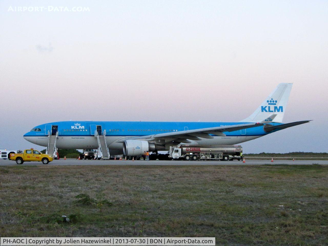 PH-AOC, 2005 Airbus A330-203 C/N 703, On platform of Flamingo Airport, Bonaire