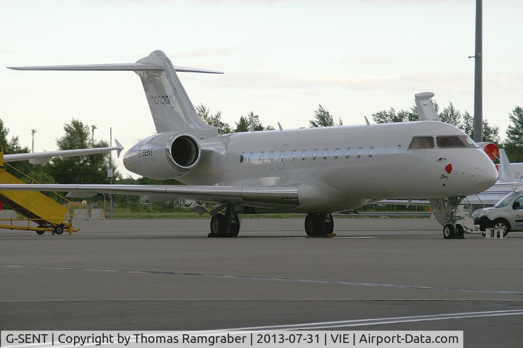 G-SENT, 2001 Bombardier BD-700-1A10 Global Express C/N 9094, private Global Express BD700