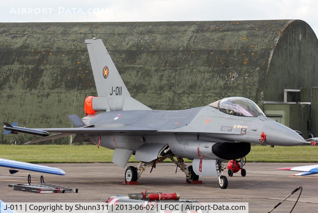 J-011, Fokker F-16AM Fighting Falcon C/N 6D-167, Used as spare during LFOC Open Day 2013...