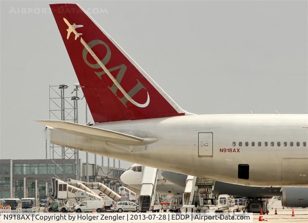 N918AX, 1997 Boeing 777-222 C/N 26935, Close up of OmniAir´s big baby....