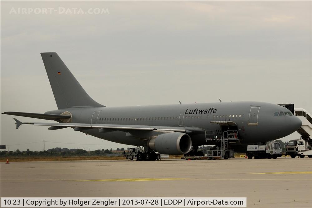 10 23, 1989 Airbus A310-304 C/N 503, GAF shuttle to a land above A on apron 1....