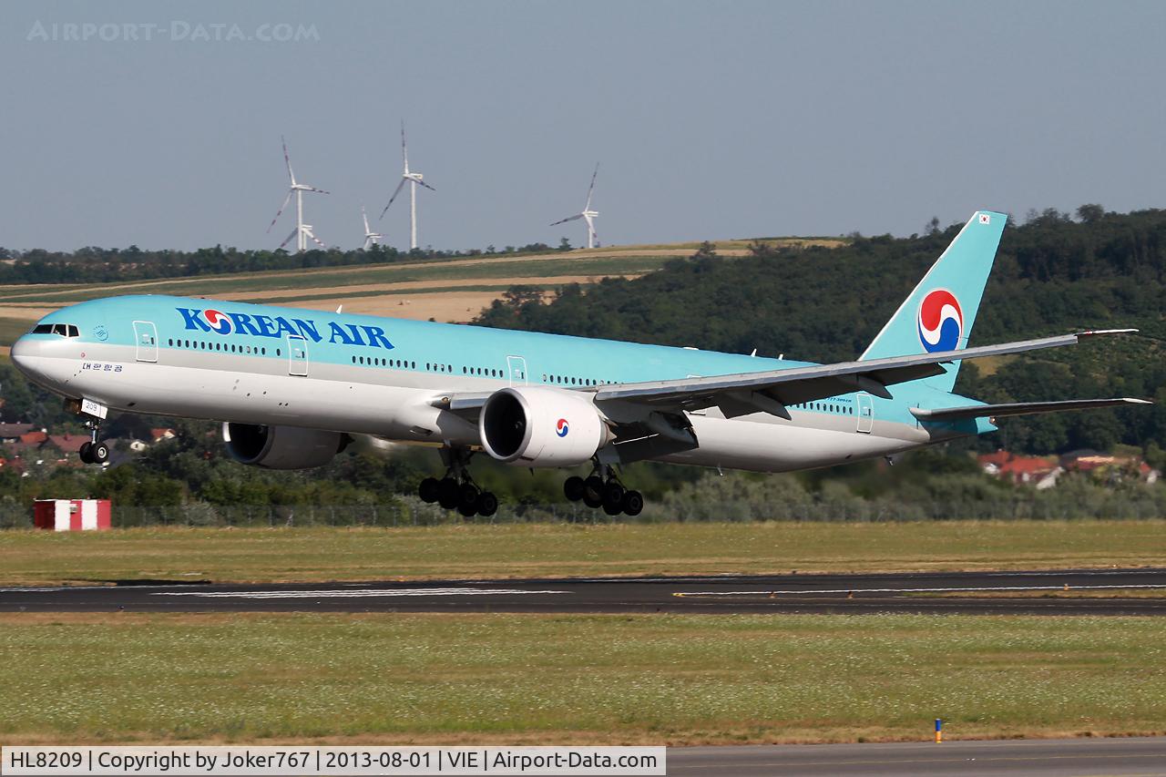 HL8209, 2010 Boeing 777-3B5/ER C/N 37646, Korean Air