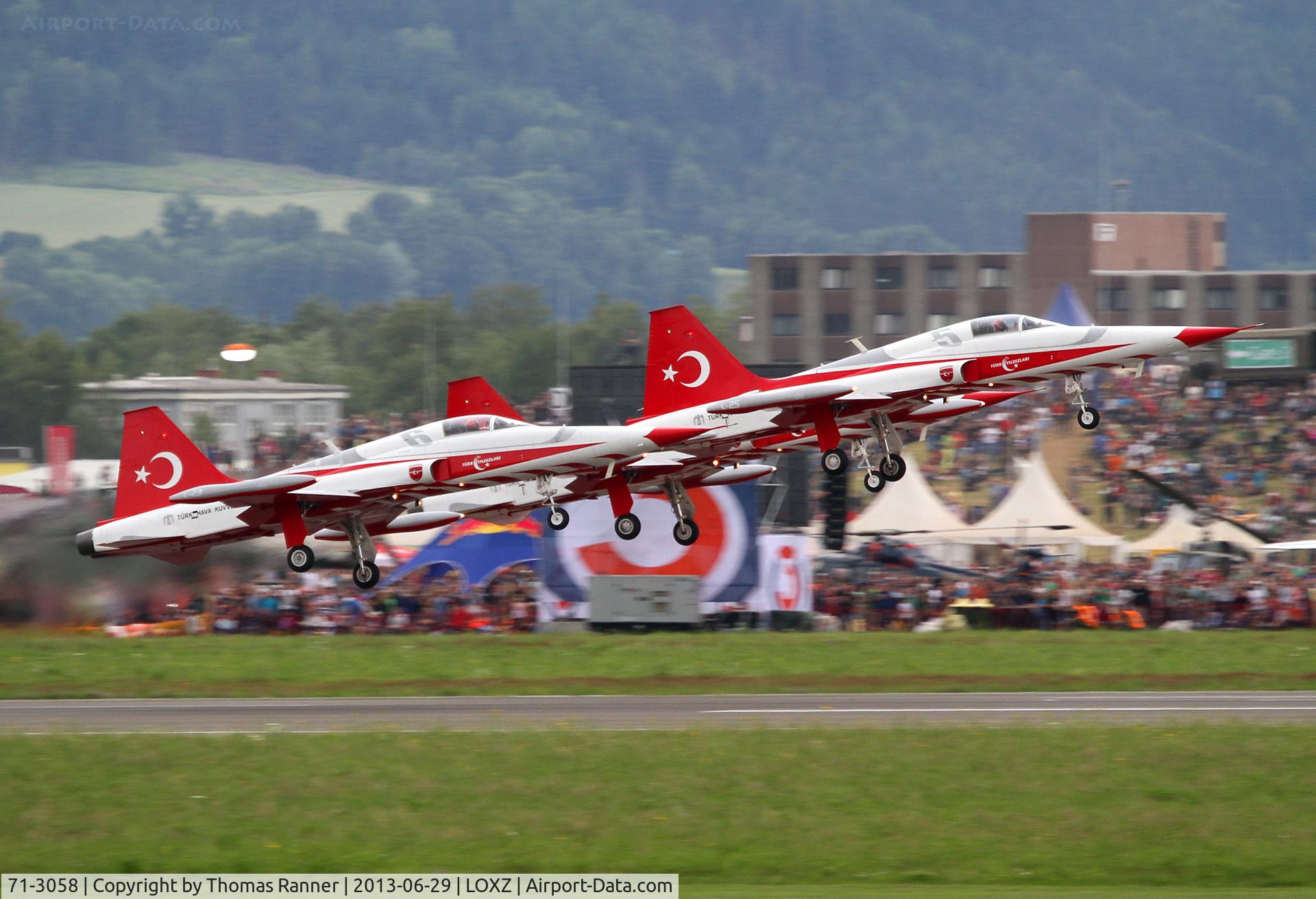 71-3058, 1971 Canadair NF-5A Freedom Fighter C/N 3058, Turkish Stars