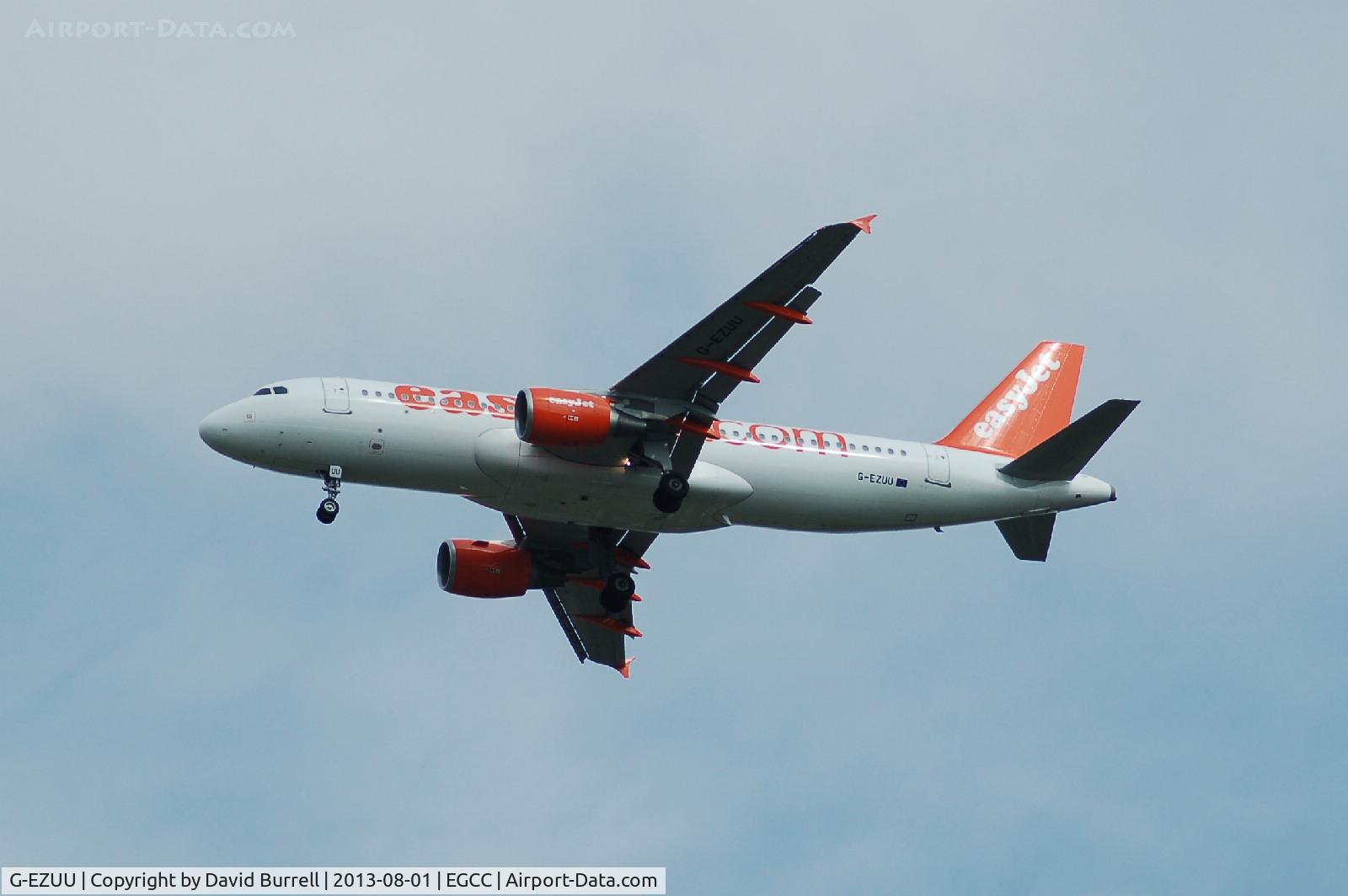 G-EZUU, 2011 Airbus A320-214 C/N 5150, Easyjet Airbus A320-214 G-EZUU on approach to Manchester Airport.
