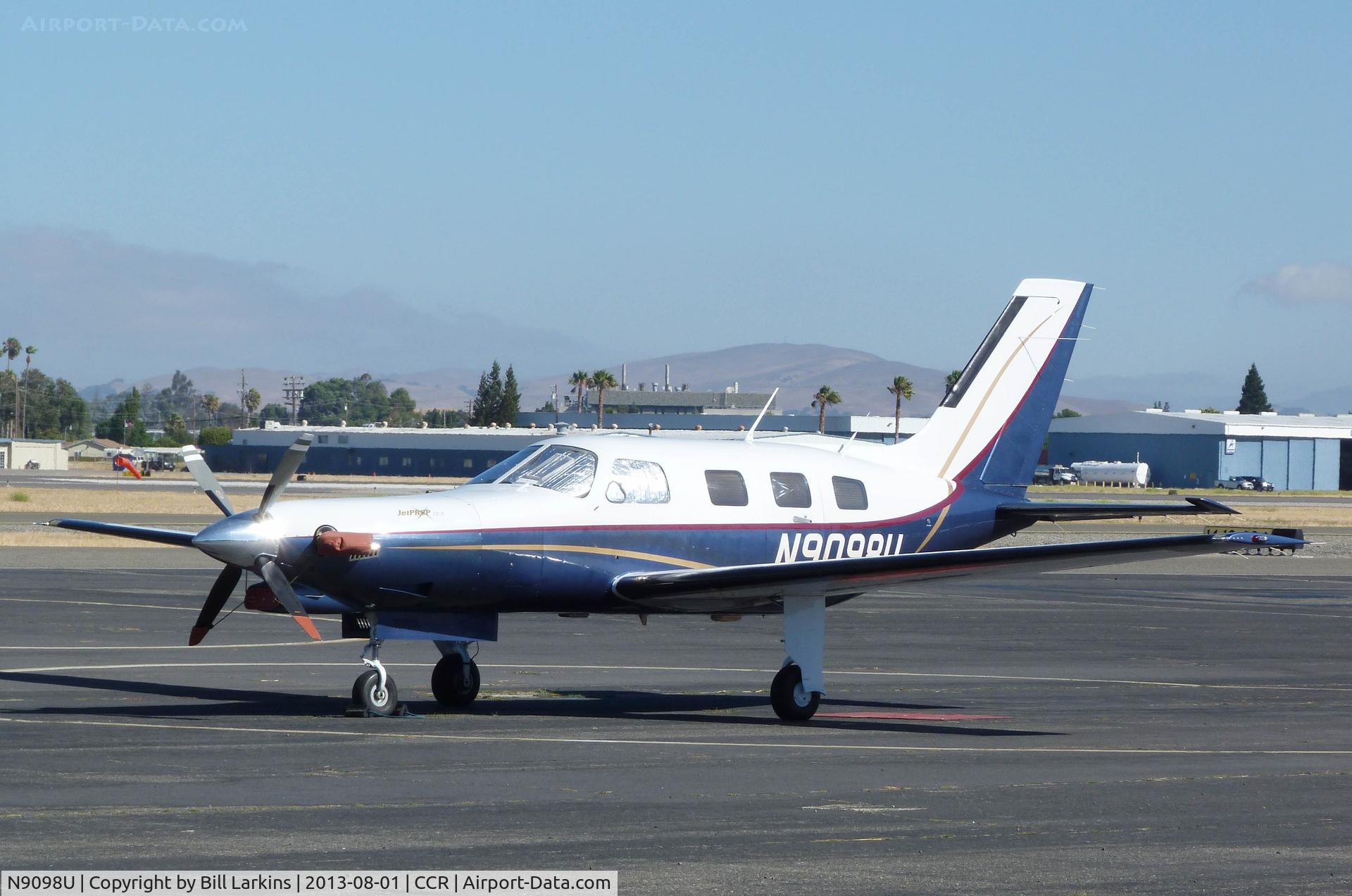 N9098U, 1986 Piper PA-46-310P Malibu C/N 4608025, Visitor