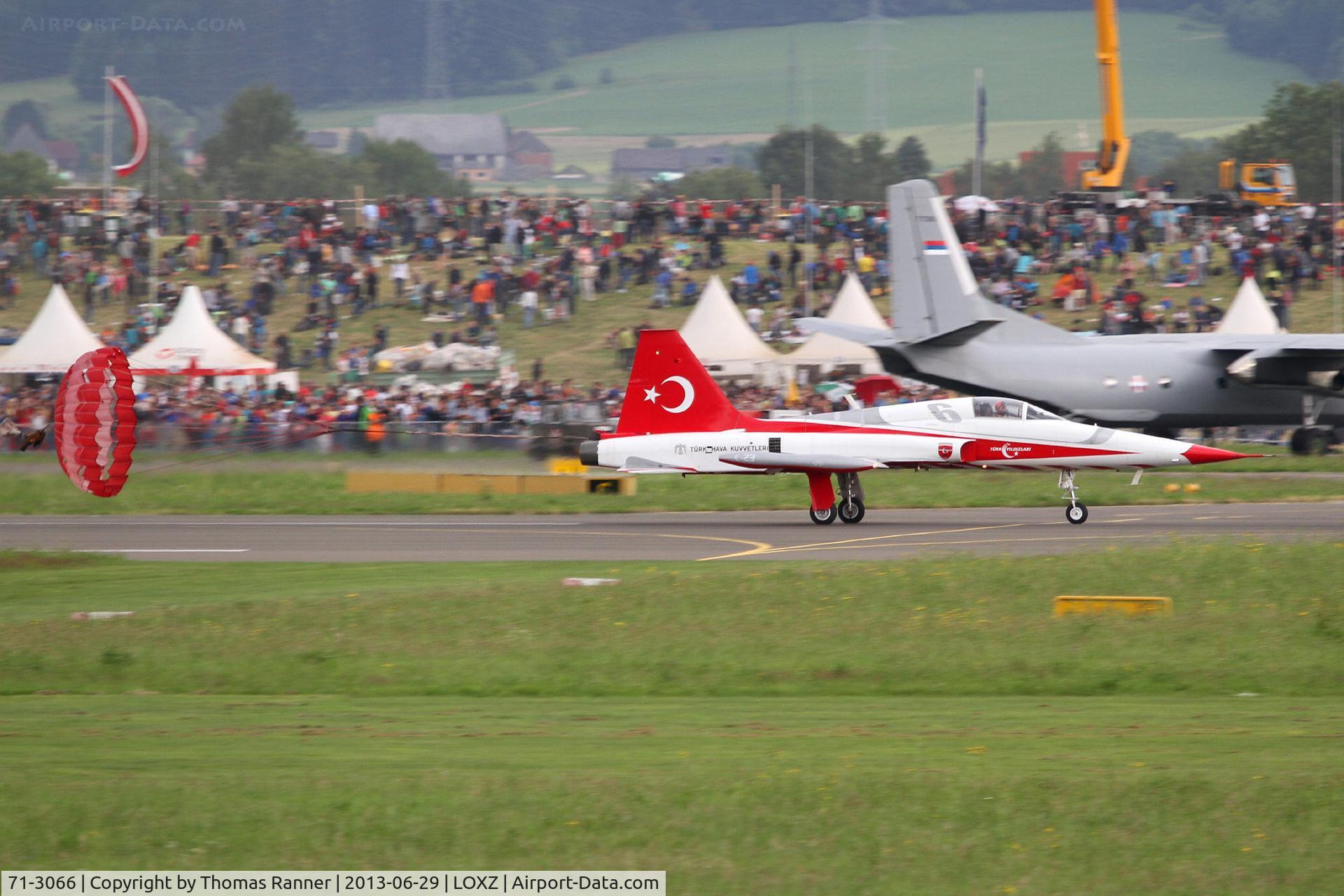71-3066, 1971 Northrop NF-5A Freedom Fighter C/N 3066, Turkish Stars