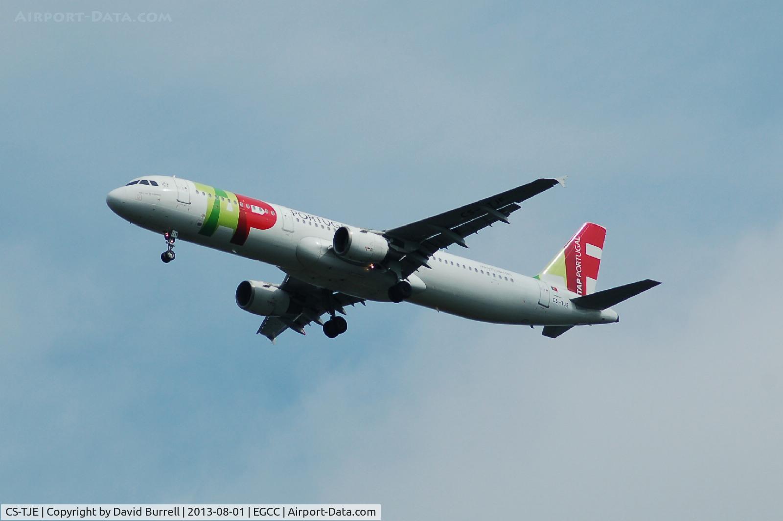 CS-TJE, 2000 Airbus A321-211 C/N 1307, TAP Portugal Airbus A321-211 CS-TJE on approach to Manchester Airport.