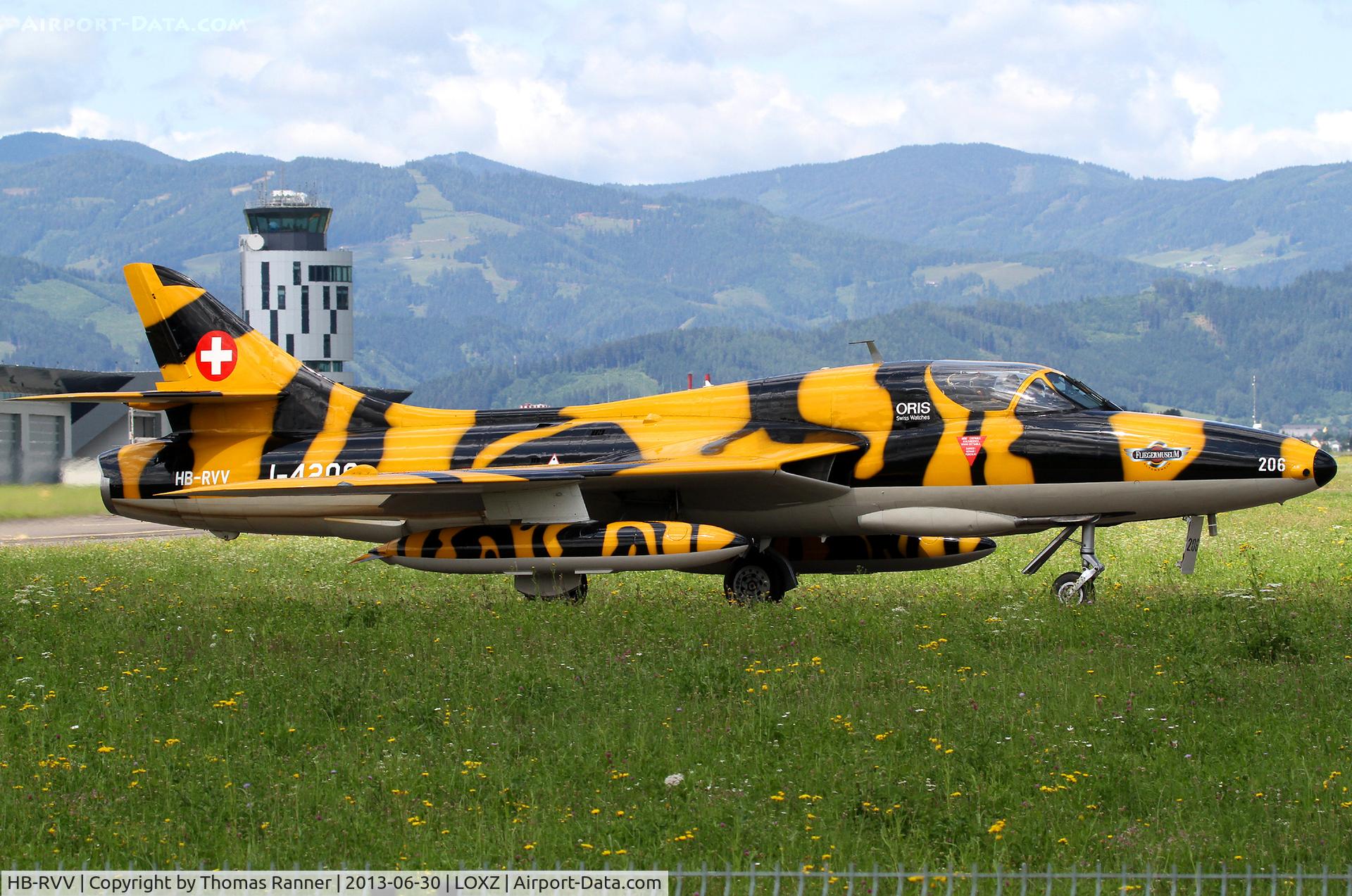 HB-RVV, 1968 Hawker Hunter T.68 C/N 41H-670841, Hawker Hunter