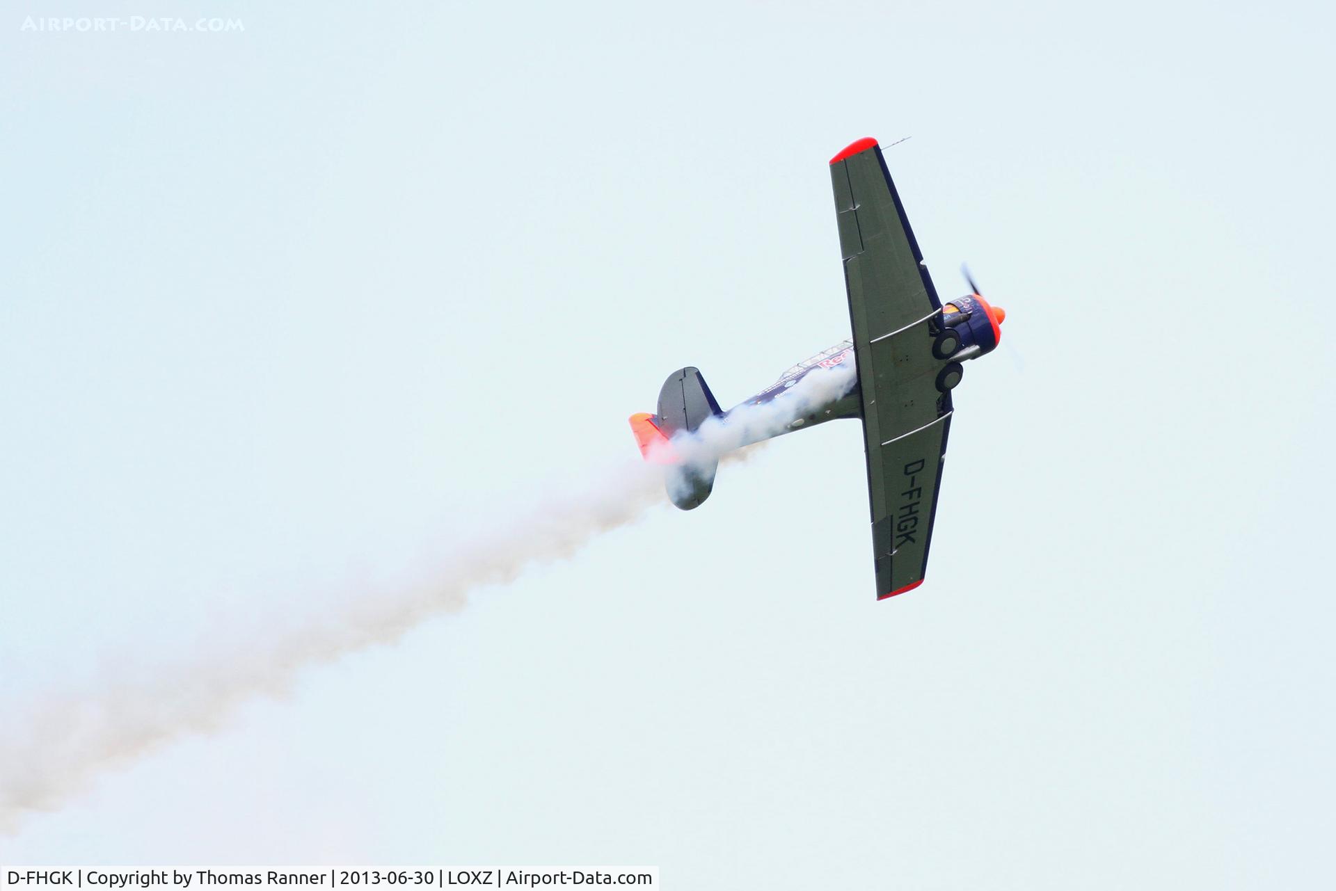 D-FHGK, 1942 Noorduyn AT-16 Harvard IIB C/N 14A-324, Red Bull