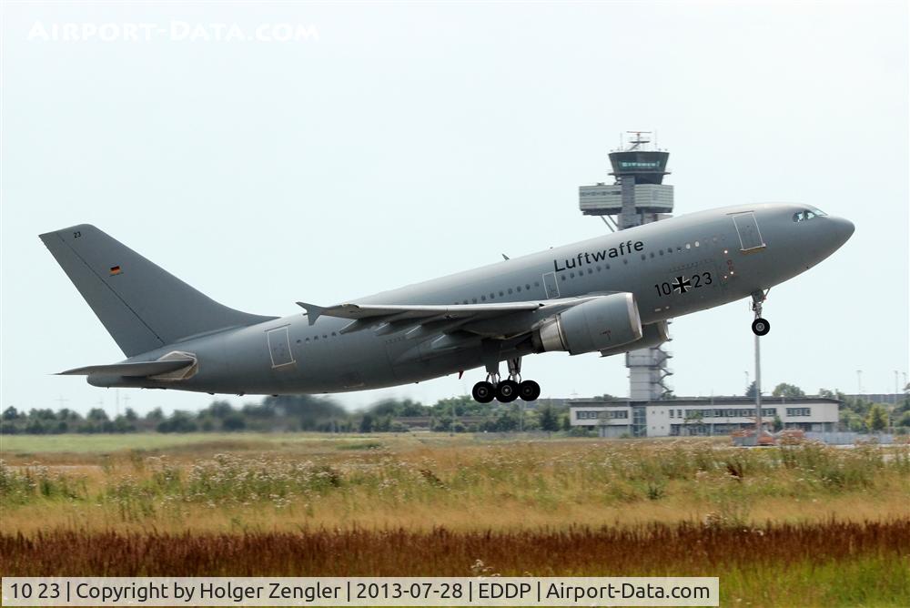 10 23, 1989 Airbus A310-304 C/N 503, Take off on rwy 26R.....