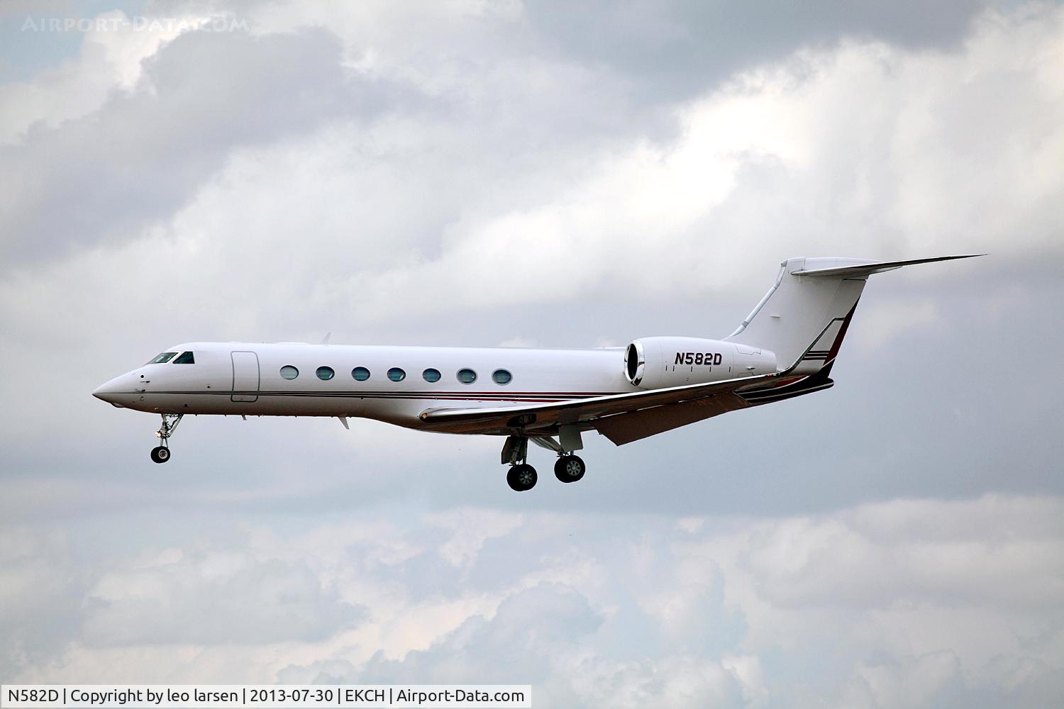N582D, 2012 Gulfstream Aerospace GV-SP (G550) C/N 5397, App to R-22L Copenhagen Kastrup 30.7.13