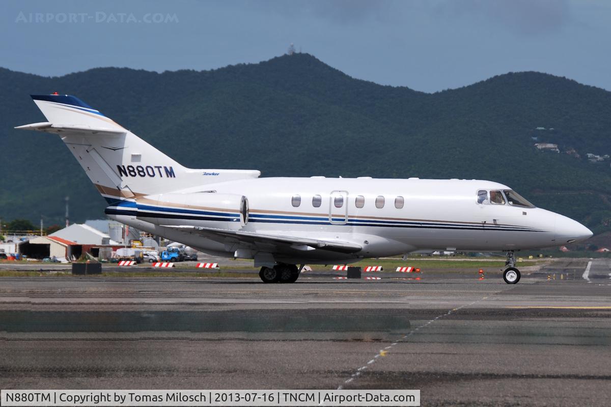 N880TM, 2001 Raytheon Hawker 800XP C/N 258528, 