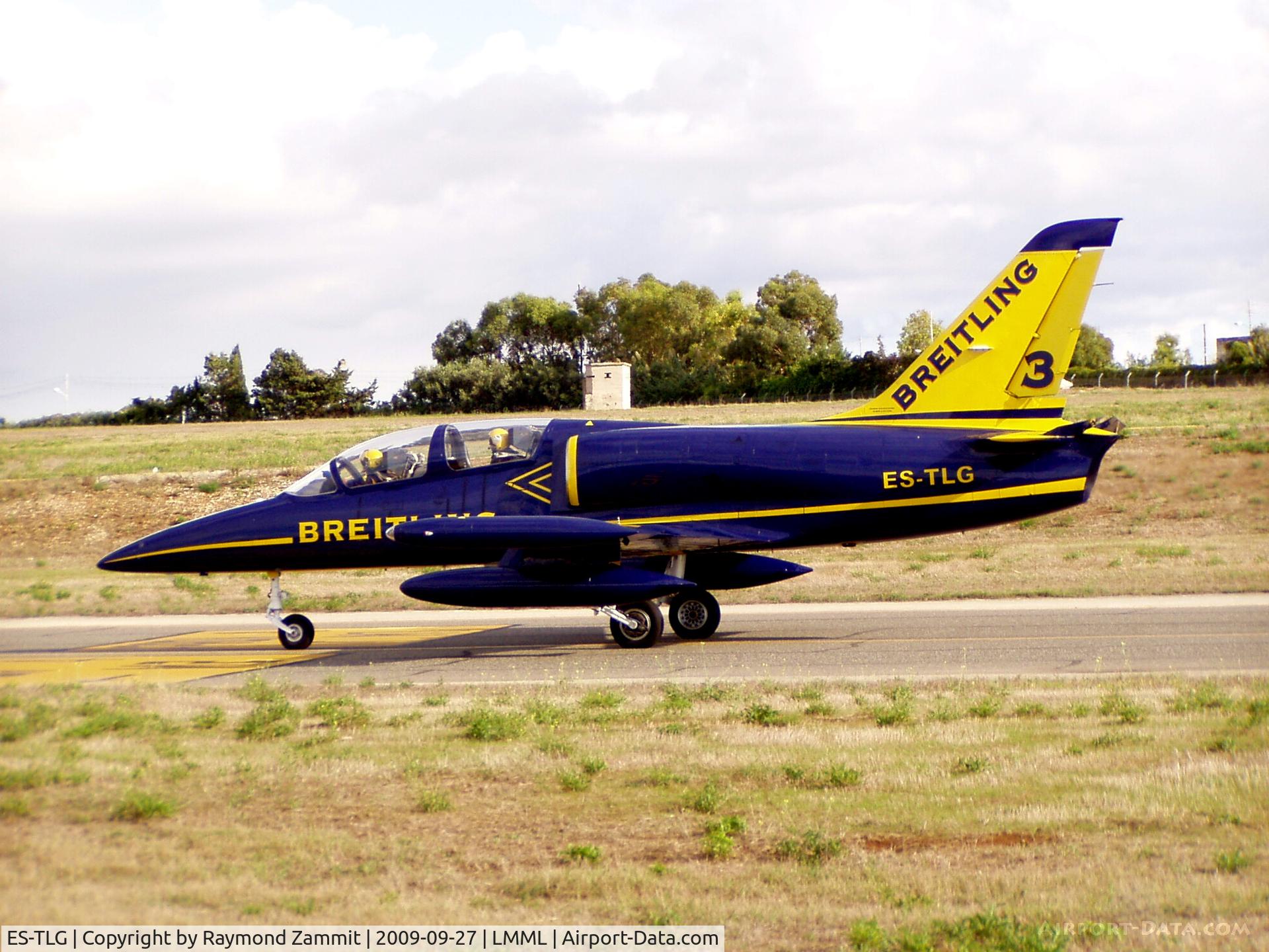 ES-TLG, Aero L-39 Albatros C/N 131849, Aero L39 ES-TLG Breitling Team