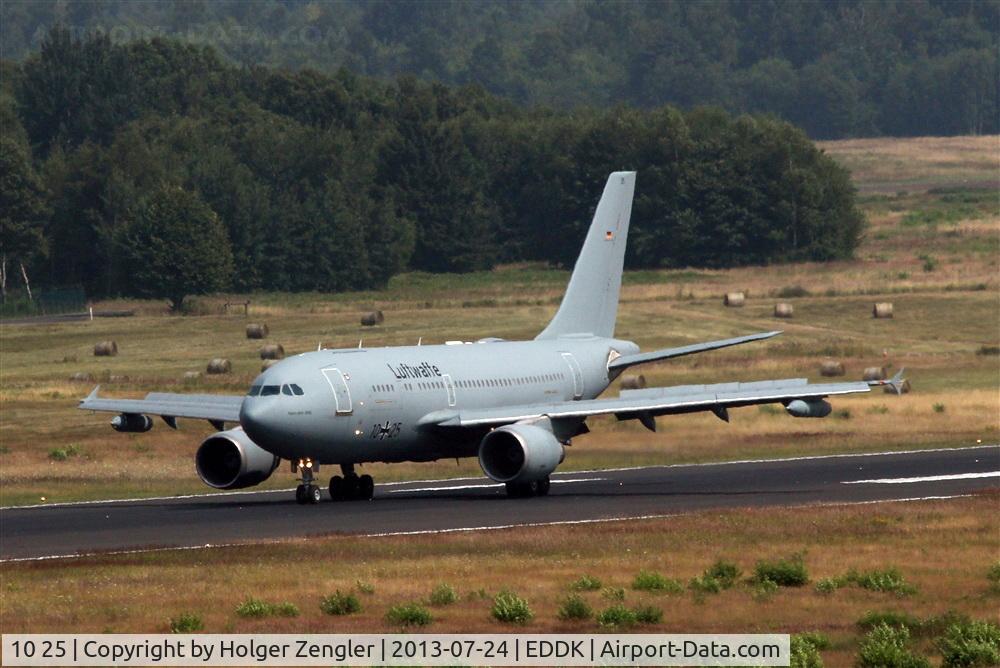 10 25, 1988 Airbus A310-304/MRTT C/N 484, Arrival for military part of CGN....