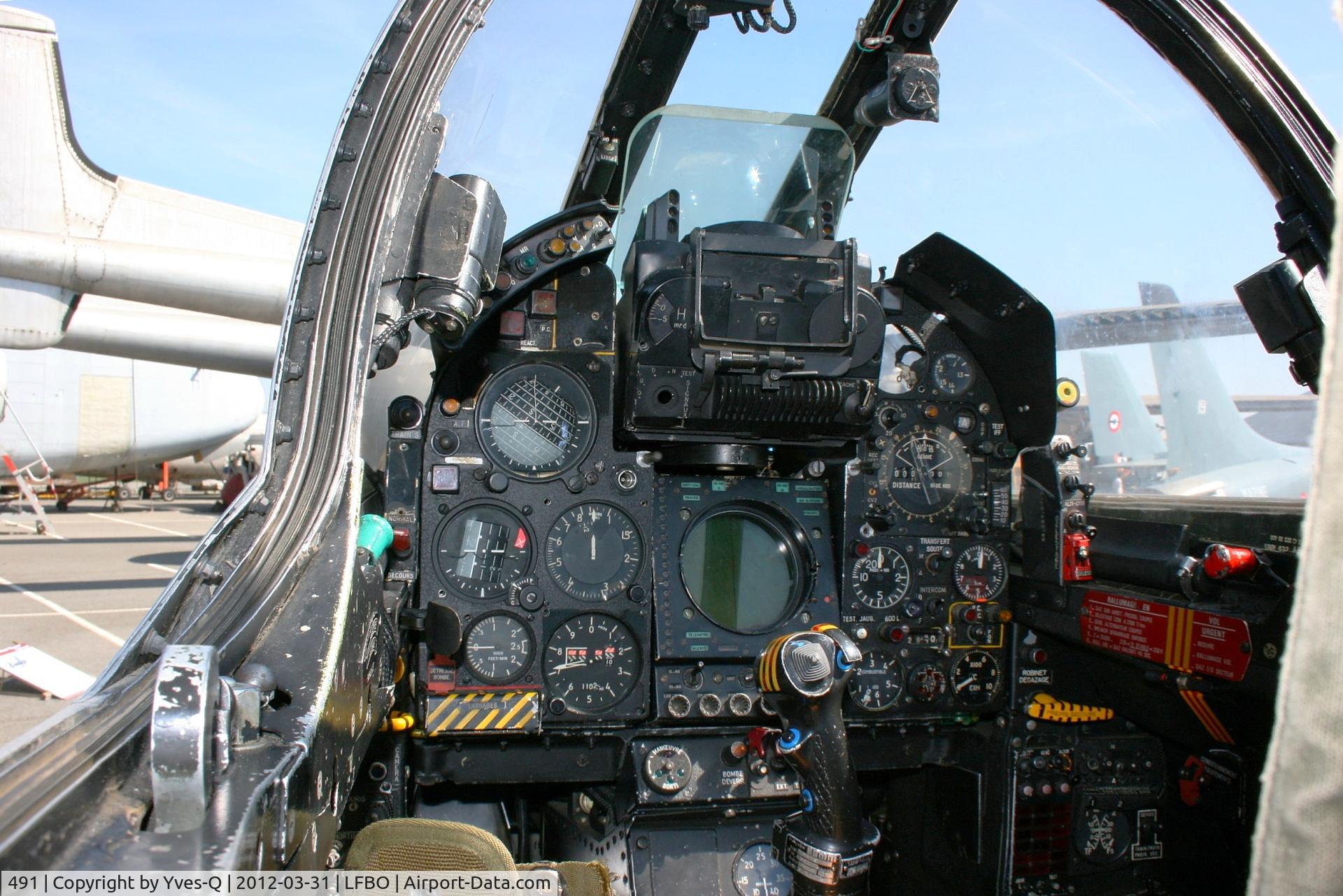 491, Dassault Mirage IIIE C/N 491, Dassault Mirage IIIE, Close view of cockpit, 