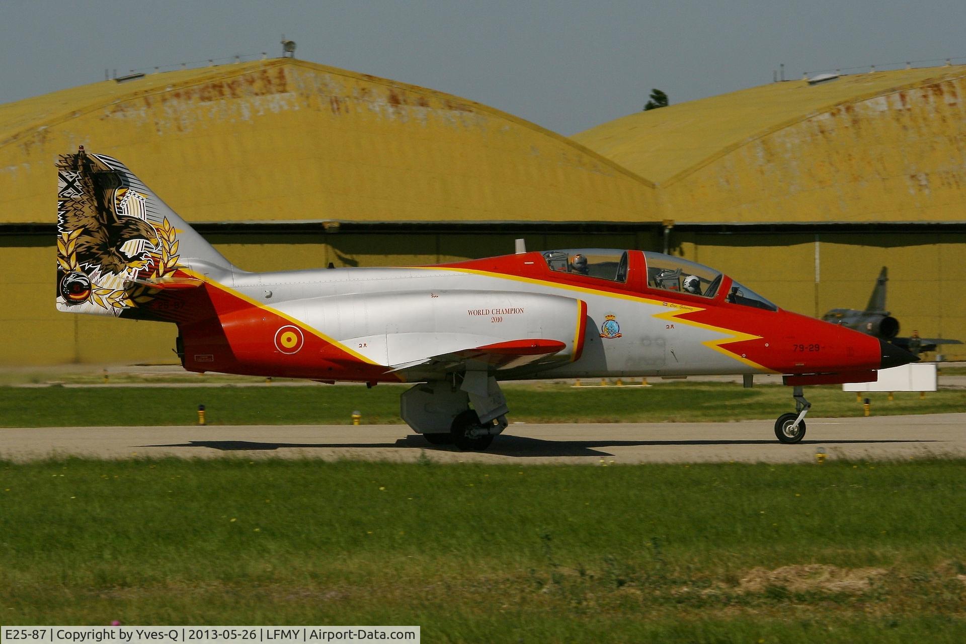 E25-87, CASA C-101EB Aviojet C/N EB01-87-101, CASA C-101EB Aviojet, Patrulla Águila, Salon De Provence Air Base 701 (LFMY)