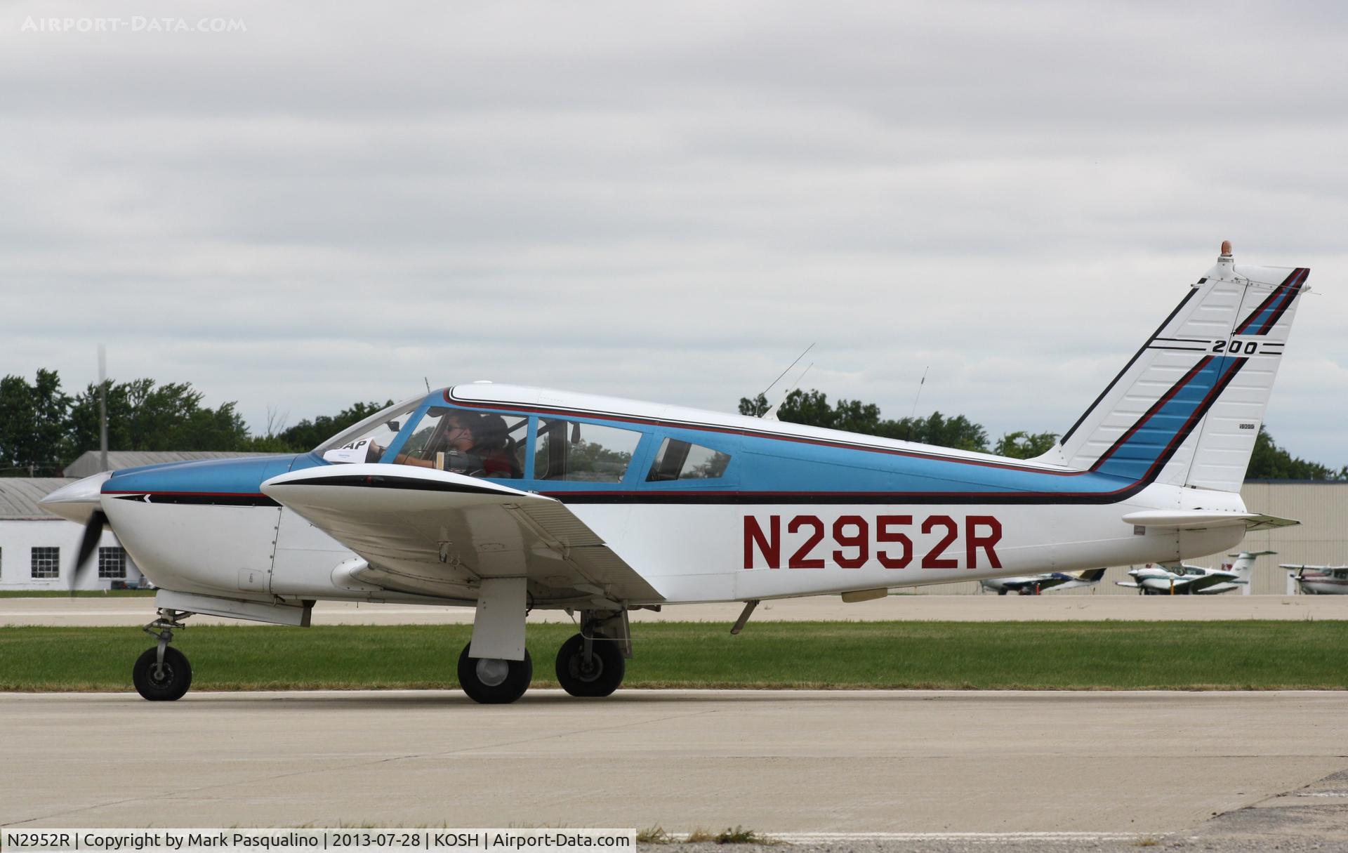 N2952R, 1969 Piper PA-28R-200 Arrow II C/N 28R-35344, Piper PA-28R-200