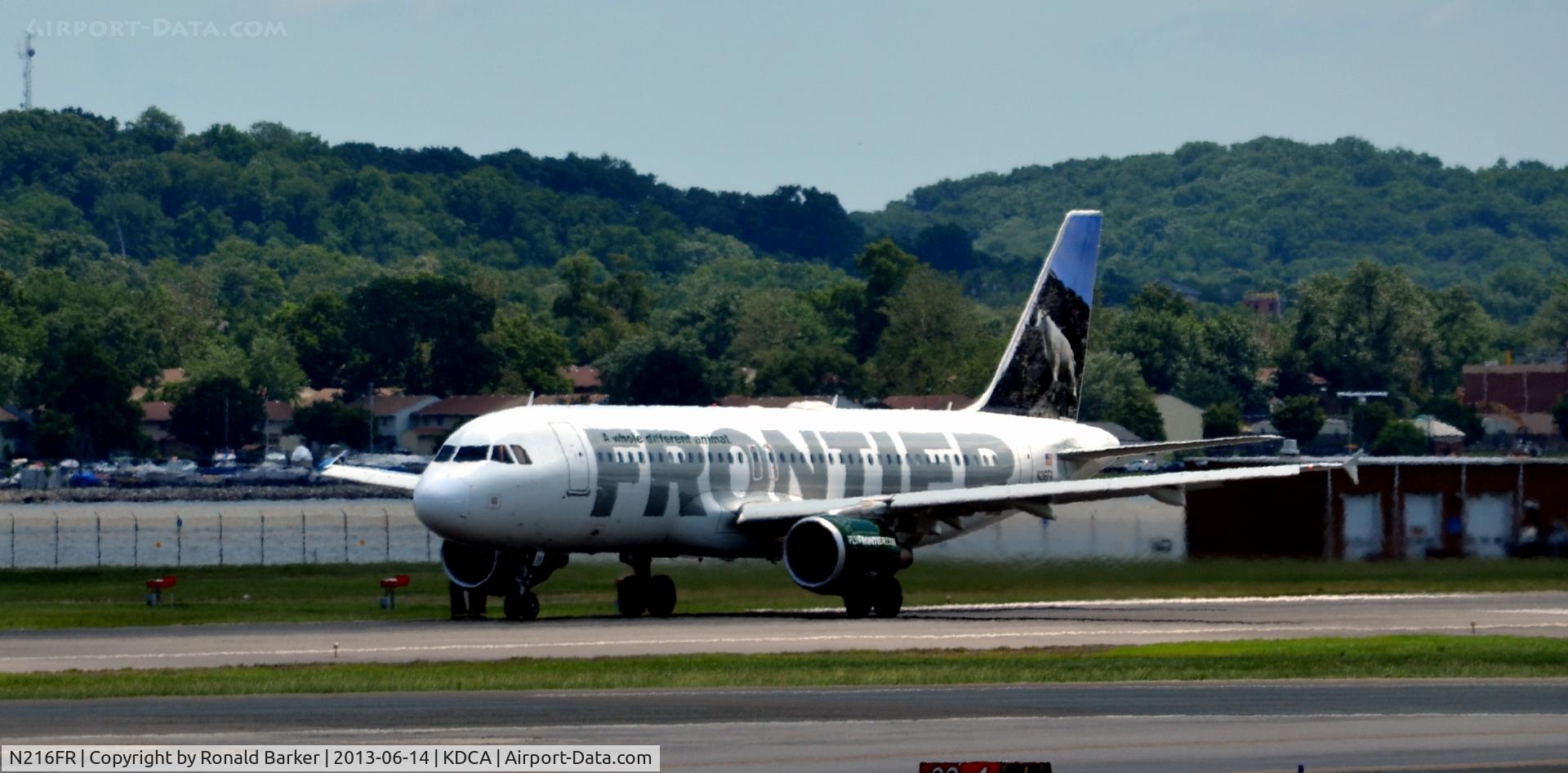 N216FR, 2011 Airbus A320-214 C/N 4745, Taxi DCA