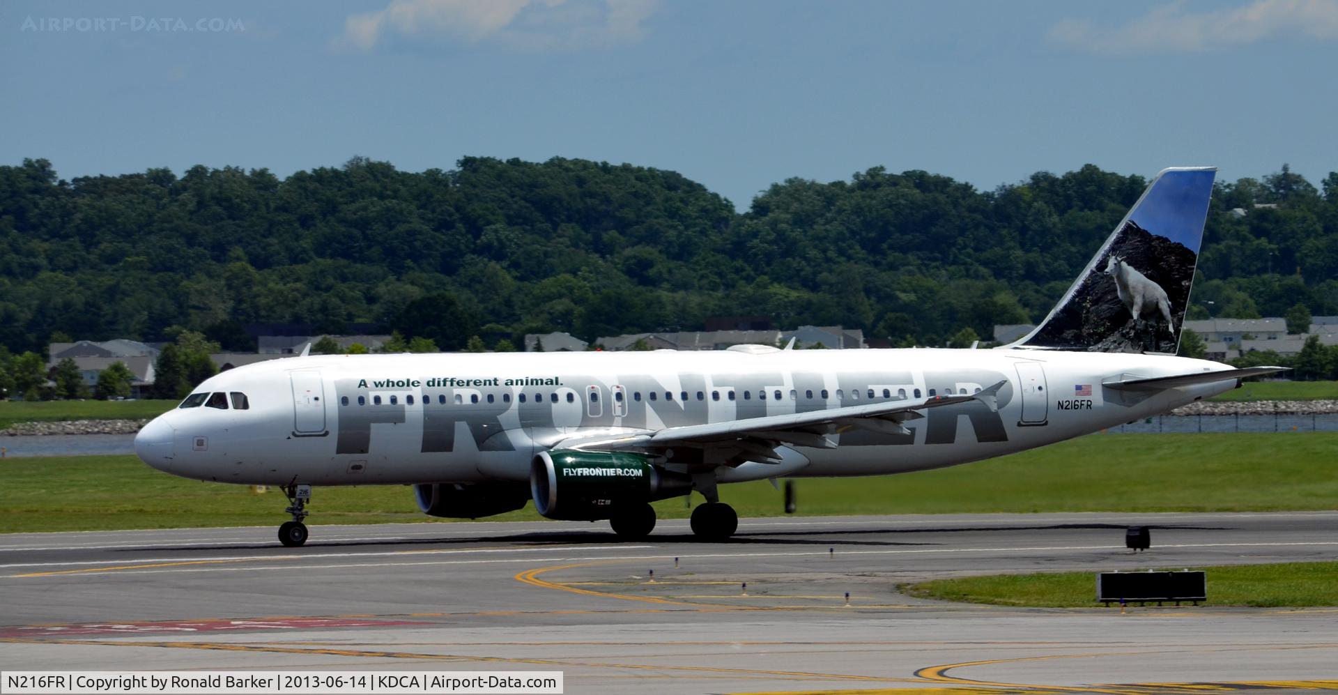 N216FR, 2011 Airbus A320-214 C/N 4745, Taxi DCA