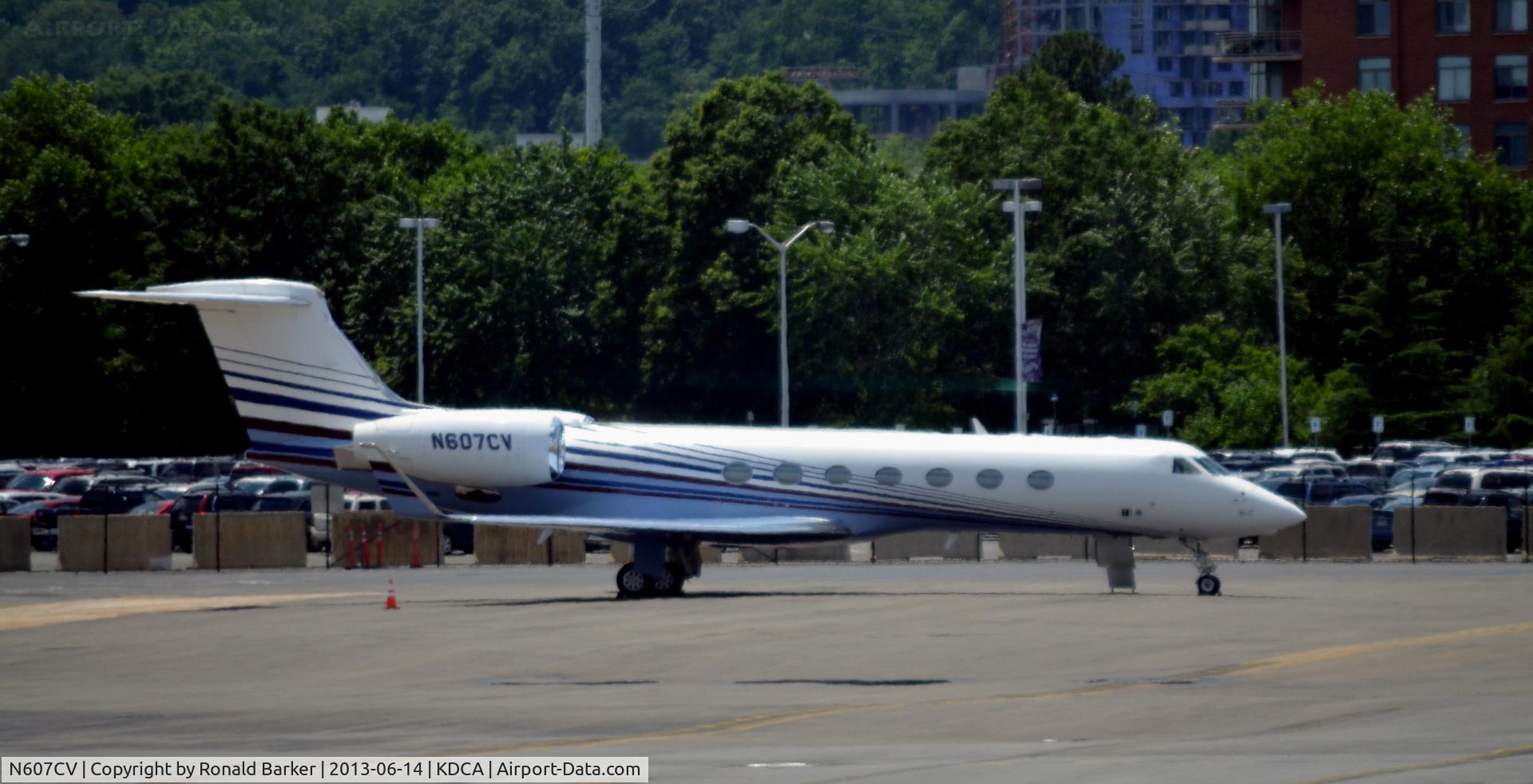 N607CV, 2004 Gulfstream Aerospace GV-SP (G550) C/N 5035, DCA VA