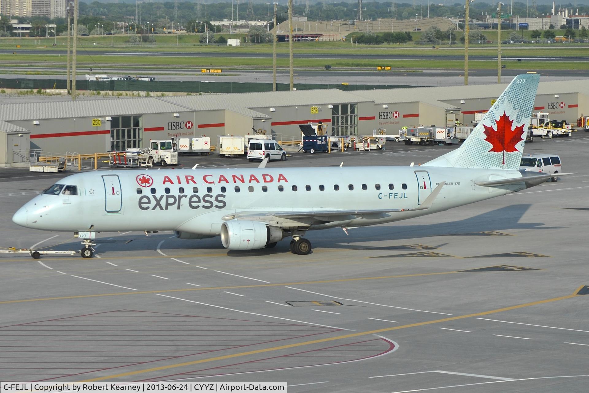 C-FEJL, 2005 Embraer 175SU (ERJ-170-200SU) C/N 17000095, On push back for departure