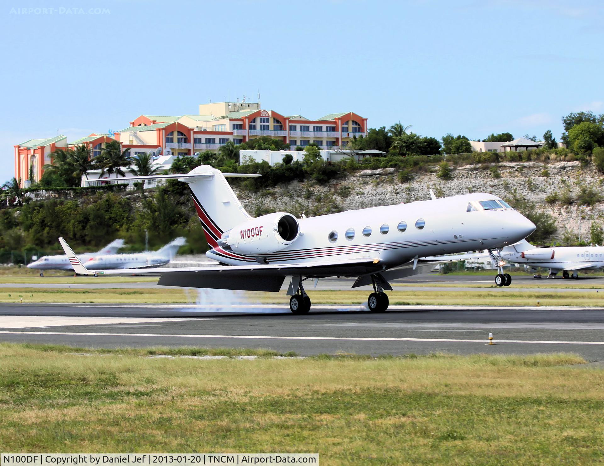 N100DF, 1997 Gulfstream Aerospace G-IV C/N 1313, N100DF