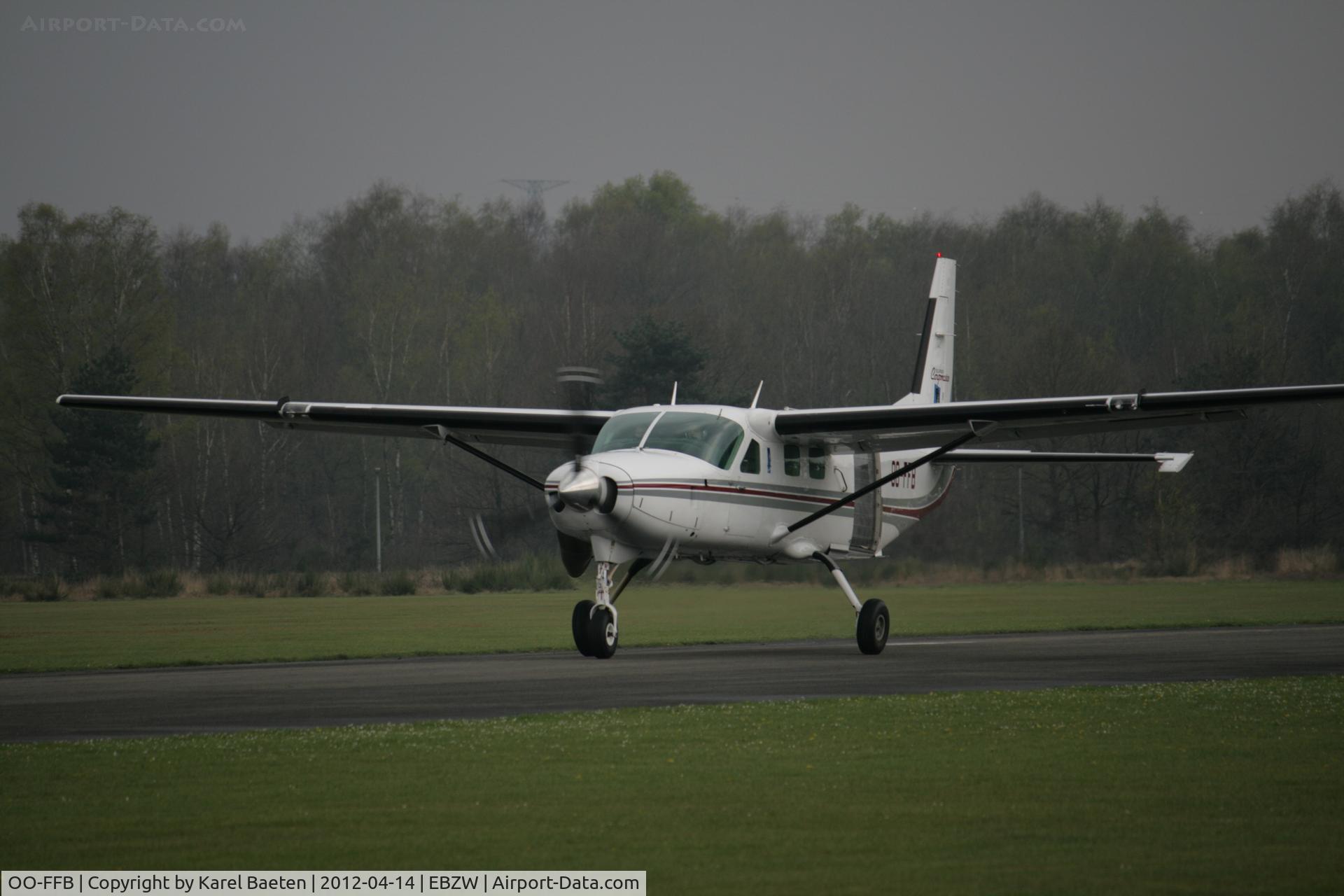 OO-FFB, 2000 Cessna 208B Super Cargomaster C/N 208B0834, paradrop@EBZW
