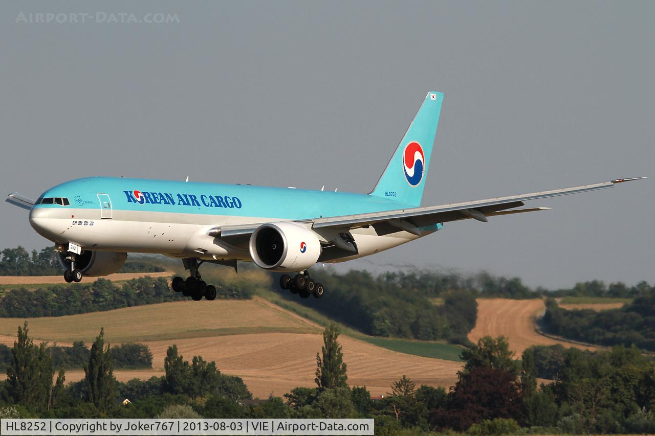 HL8252, 2012 Boeing 777-FB5 C/N 37638, Korean Air Cargo