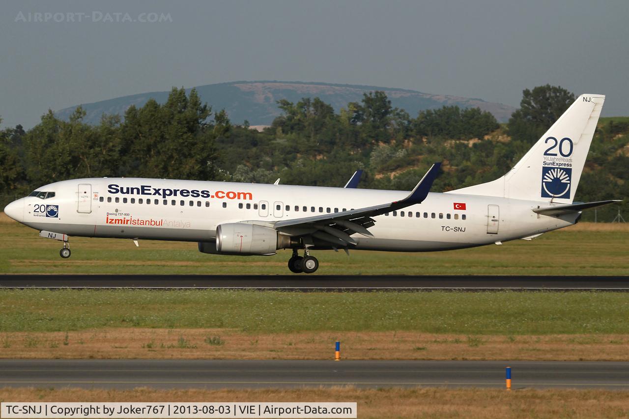TC-SNJ, 2005 Boeing 737-86J C/N 30827, SunExpress
