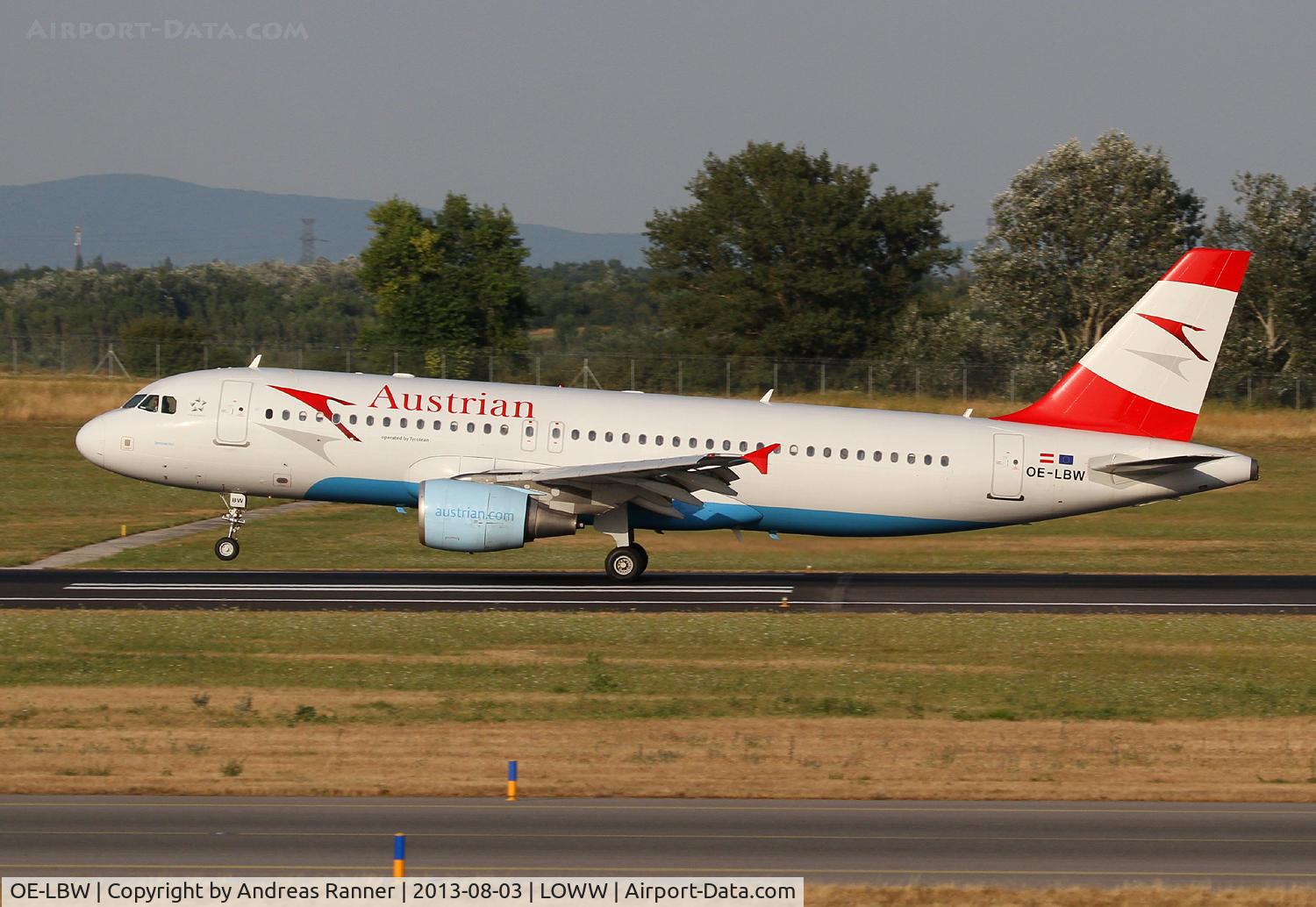 OE-LBW, 2001 Airbus A320-214 C/N 1678, Austrian A320