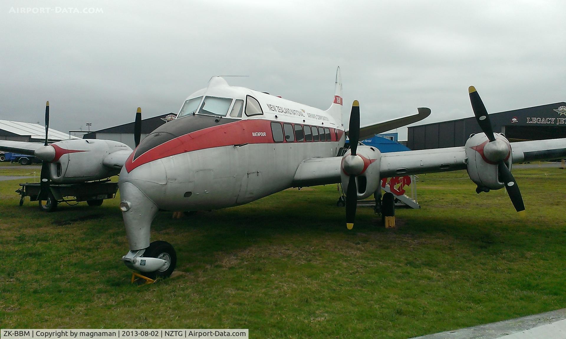 ZK-BBM, 1953 De Havilland DH.114 Heron 1B C/N 14011, Front