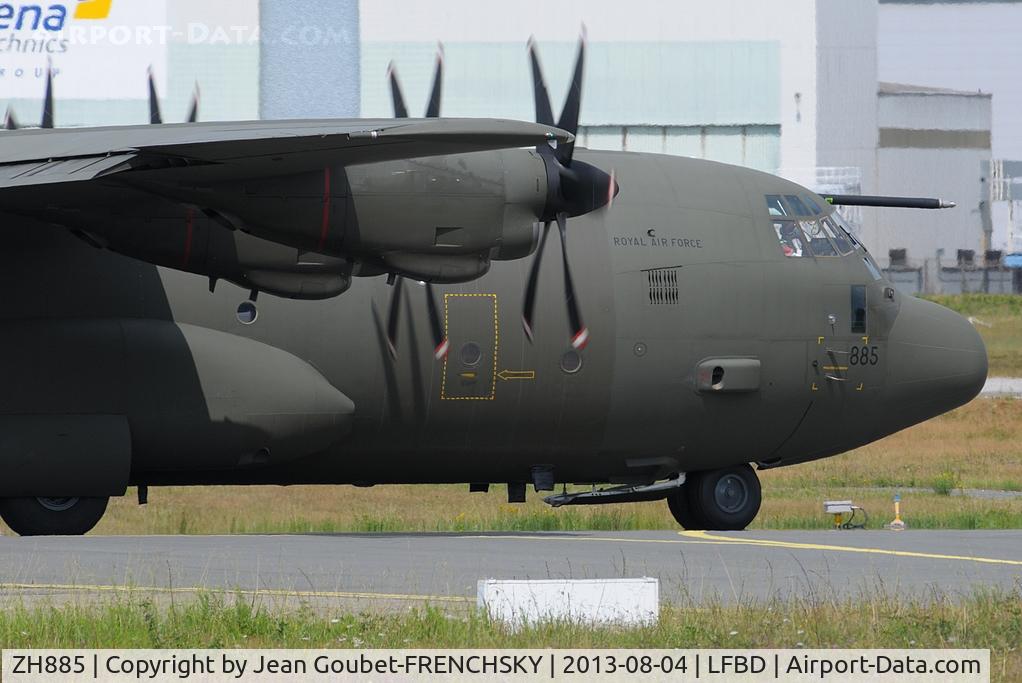 ZH885, 1999 Lockheed Martin C-130J Hercules C.5 C/N 382-5483, Royal Air Force flight RRR5509